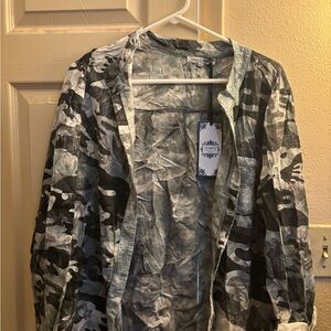 Tempo Paris Camouflage Sequin Accent Shirt